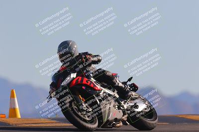 media/Nov-06-2023-Moto Forza (Mon) [[ce023d0744]]/3-Intermediate Group/Session 5 (Turn 9)/